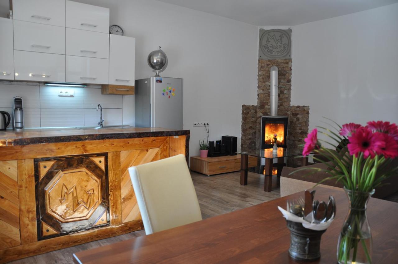 Апартаменти Mw Apartman Ліптовський Мікулаш Екстер'єр фото